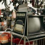 Como ganhar até R$ 500 por dia garimpando brechó